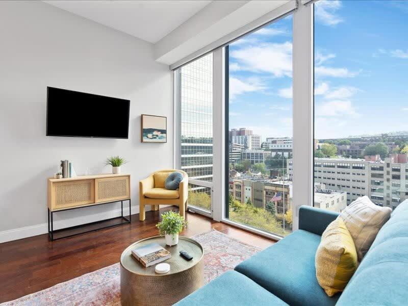 Cozysuites Roomy 1Br, Ppg Paints Arena, Pitts Pittsburgh Exterior photo